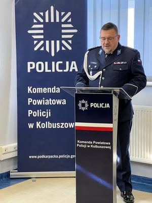 na zdjęciu Komendant Powiatowy Policji w Kolbuszowej