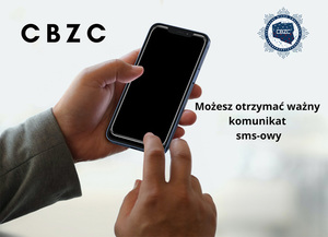 telefon komórkowy trzymany w rękach