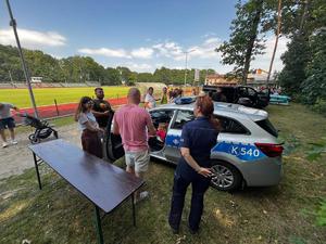 Policjanci podczas spotkania z dziećmi