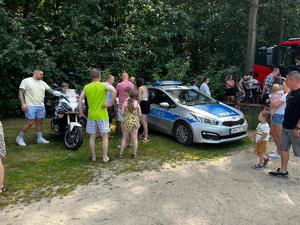 Policjanci podczas spotkania z dziećmi