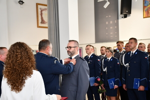 Policjanci zgromadzeni na uroczystości