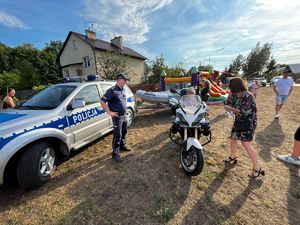 Policjanci podczas pikniku