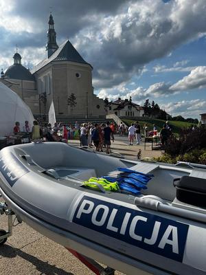 łódź policyjna