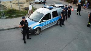 Policjanci biorący udział w zabezpieczeniu