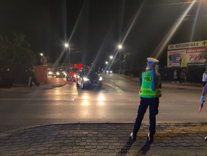 Policjanci dbali o bezpieczeństwo podczas ,,Festiwalu Psalmów Dawidowych&quot;