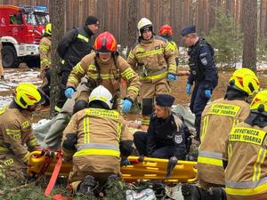 Policjanci oraz strażacy podczas ćwiczeń