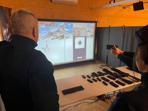 Policjanci na dniach otwartych LO w Kolbuszowej