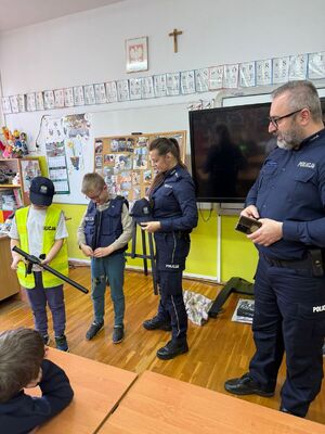 Policjanci z Raniżowa Kolejny raz odwiedzili przedszkolaków